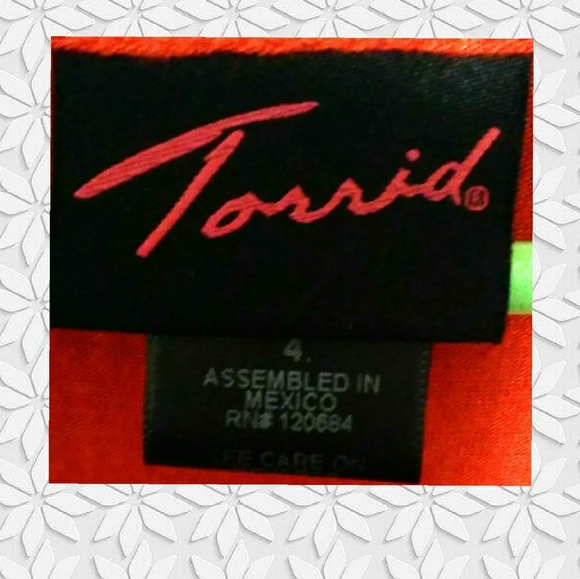 Torrid top - Picture 3 of 4